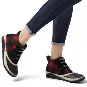Sorel Out N About Plus Plaid Boots